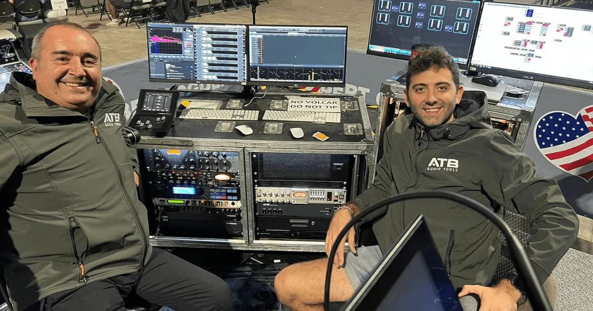 Técnicos de la gira de Alejandro Sanz con ATB Audio Tools